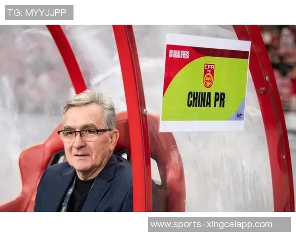 伊万谈教练压力：舆论与球迷是职业挑战，无法承受者不适合执教